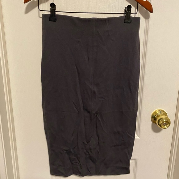 Aritzia Lis Skirt - Picture 2 of 3